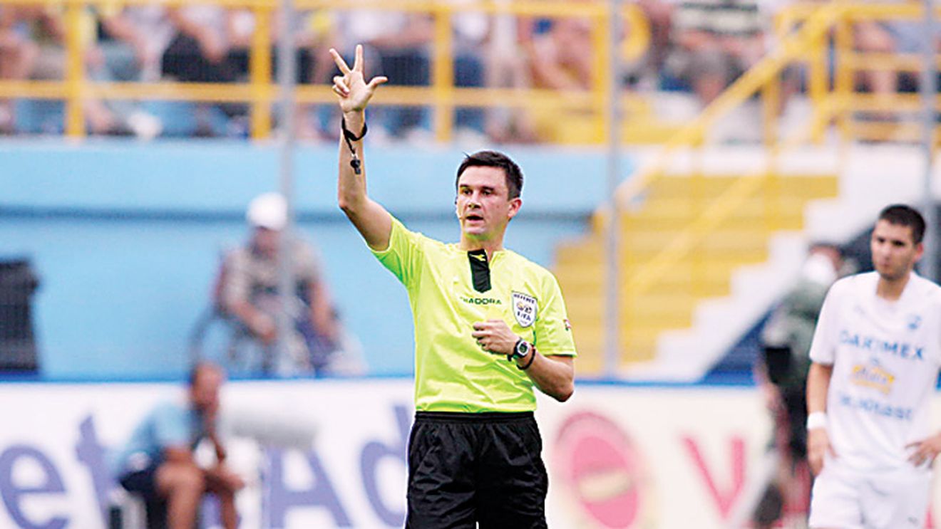 Arbitrajul lui Balaj a iritat pe toată lumea