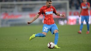 Benzar a răbufnit în conferința de presă: "Te pricepi tu la fotbal ca să-ți dau detaliile!?". Apoi, fundașul FCSB și-a cerut scuze