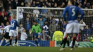 Daniel Tudor explică cum a apărat penalty-ul** din minutul 38 al meciului cu Glasgow Rangers!