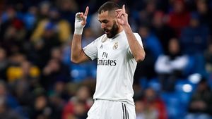 Karim Benzema, la Real Madrid până în 2023! Clauză de reziliere astronomică pentru vârful francez