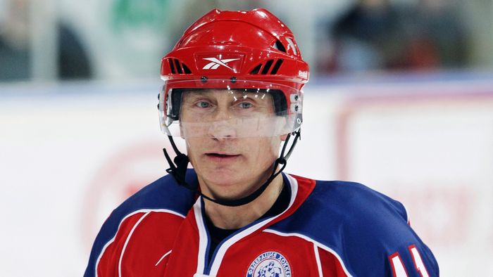 Mai bun decât Bure sau Kamenski! Vladimir Putin a marcat opt goluri într-un meci de hochei cu foste staruri NHL