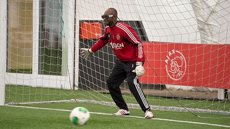 Ajax se pregătește de penalty-uri cu Steaua?** FOTO Olandezii și-au pus portarii să facă antrenamente SF! Cum a ieșit ultima ședință de pregătire a "lăncierilor"