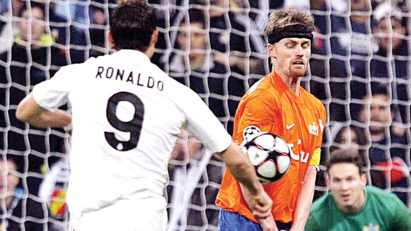 "Folha seca" Ã  la Ronaldo