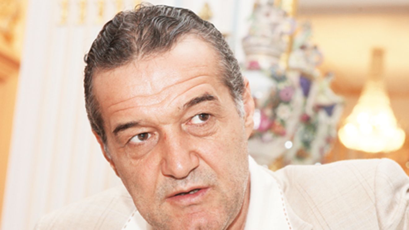 Gigi Becali, prezent la meciul Stelei II