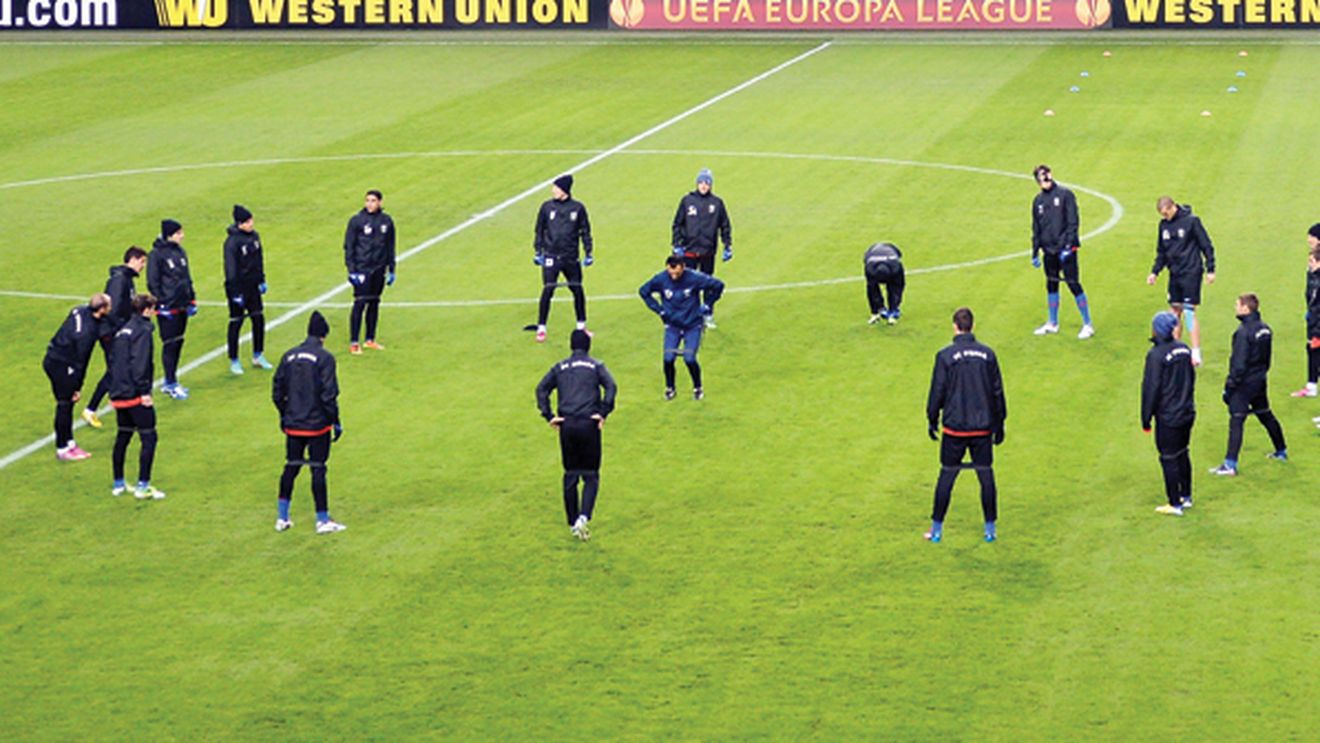 Steaua optimistă, Steaua arogantă!** Reghe promite că nu se va apăra! Echipele probabile de la Chelsea - Steaua