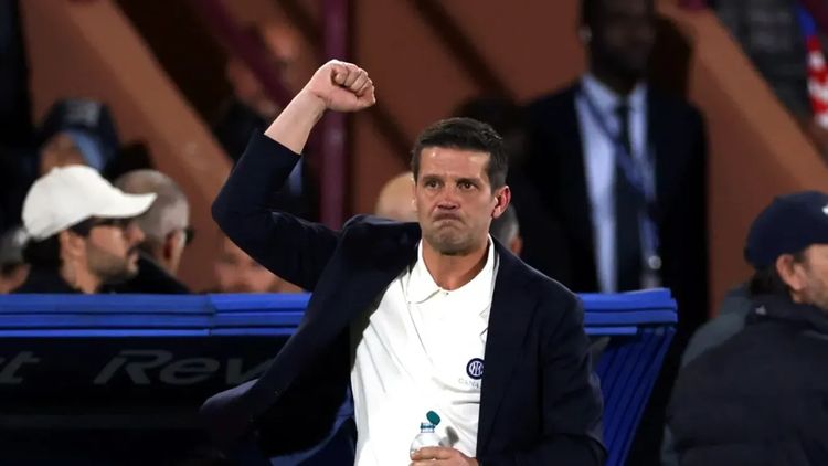 MERCATO Cristi Chivu continuă asaltul pe piața transferurilor! Fostul campion mondial semnează cu Inter