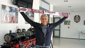 Cîrțu se dă mare:** "Nu știți fotbal cât mine!"