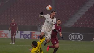 Presa internațională, indignată de arbitrajul de la CFR Cluj - AS Roma: „Fără VAR, marchează dintr-un penalty inexistent!” + Care a fost cel mai slab jucător al campioanei României