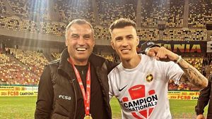 Beniamin, tatăl lui Tavi Popescu, face dezvăluiri spectaculoase despre fotbalistul lui Gigi Becali. Cum l-a pierdut Rapid și de ce îl ținea pe hol la meciurile Dinamo - Steaua
