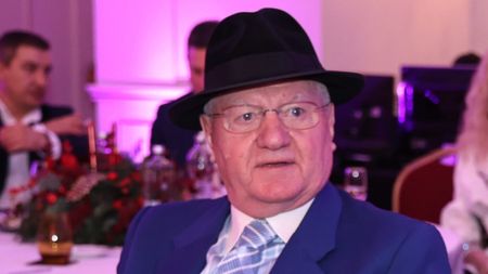 „Dacă îmi fac TikTok, bat tot ce există în România. Îi sparg!”. Mitică Dragomir a luat decizia legat de un cont personal pe rețeaua chinezilor