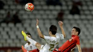 Rednic, conștient că elevii săi nu au interpretat partitura corectă: "Ne-am lăsat provocați de ei". Ce părere are de eliminările dictate contra lui Dinamo