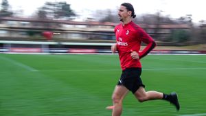 Zlatan Ibrahimovic, reacție genială după ce s-a infectat cu noul coronavirus: „Covid a avut curajul să mă provoace! O idee rea”