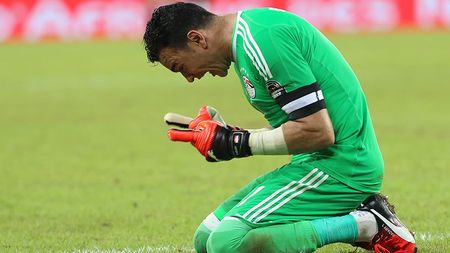 Un portar de 44 de ani a apărat două penalty-uri și a calificat Egiptul în finala Cupei Africii pe Națiuni!