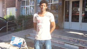 Coșmarul trăit de un străin în Liga I!** A ajuns în stradă și spune că a fost "lucrat" într-un mod incredibil: "Mi-au zis să-mi fac bagajele și să plec! N-am bani nici de bilete de avion"