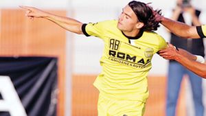 Lucescu: „Sburlea e un puști teribil"