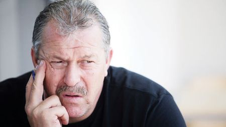 Pus din nou la zid!** "Mutu a dat cu piciorul șansei de a ajunge în istoria fotbalului românesc"