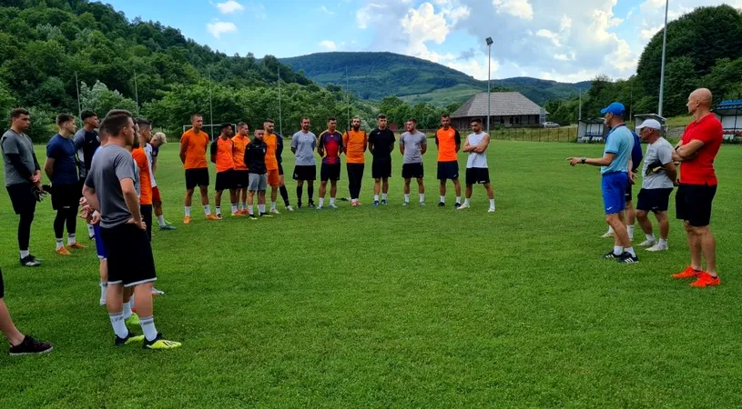 Someșul Dej, alt club de Liga 3 care va aborda sezonul cu antrenor nou. Alegerea conducerii e Dănuț Șomcherechi, fost fundaș la FC Argeș sau Oțelul Galați la începutul anilor 2000