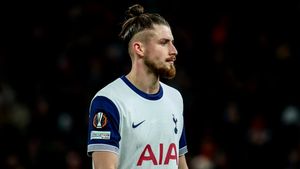„Trebuie să fie fără milă”. Englezii anunță că Tottenham îl va vinde pe Radu Drăgușin fără scrupule