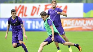 Știrea pe care Ianis o așteaptă de când a semnat cu Fiorentina! Italienii au făcut anunțul: fiul "Regelui" e singurul jucător din lotul echipei mari care se bucură de acest statut