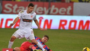 Steaua are nevoie de atacanți, Reghe ia în calcul orice variantă: "Nu mi se pare imposibil să luăm jucători de la Dinamo"