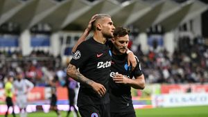 Cum l-a distrus presiunea lui Gigi Becali pe favoritul lui Ilie Dumitrescu: „Uite, de exemplu, eu am crezut foarte mult în el”