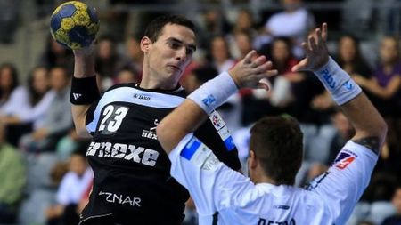 CSA Steaua schimbă rândurile la handbal! Clubul din Ghencea a transferat un inter stânga din naționala Bosniei și cinci jucători de la CSM București. Alte trei achiziții sunt în curs de finalizare