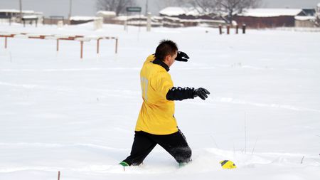 FOTO INCREDIBIL!** Așa se joacă în România!