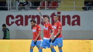 EXCLUSIV | "E ca și cum ți-ar da cu cărămida în cap. E ca și cum Jordan ar fi fost rezervă la Chicago Bulls". Dică, tras la răspundere pentru nefolosirea celui mai bun fotbalist