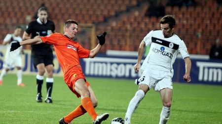 Zaharia le îndulcește viața. Puncte de aur pentru Gaz Metan, Ceahlăul se scufundă. Ceahlăul - Mediaș 0-1