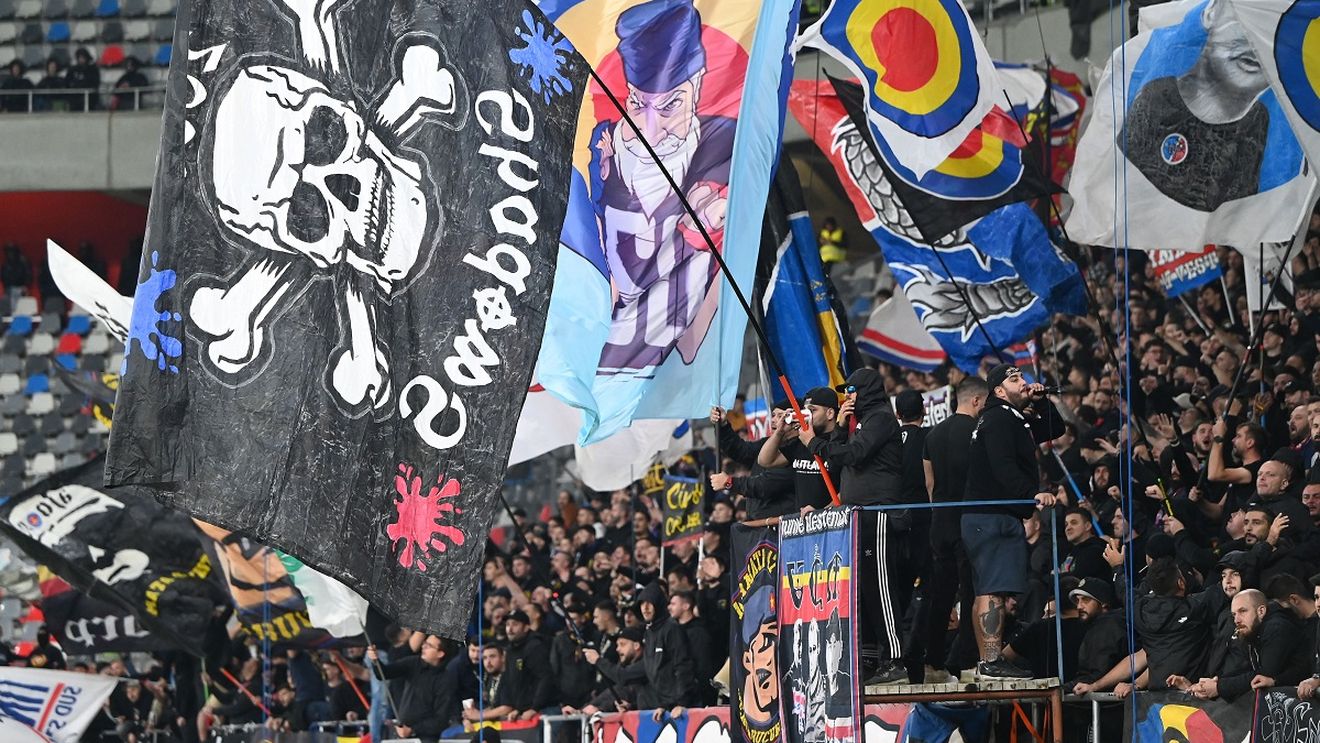 Epic fail din partea Peluzei Sud la meciul Steaua - Rapid 0-0 din Cupa României Betano! Mesaj copiat cuvânt cu cuvânt de la rivalii de la Dinamo | FOTO