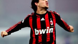 VIDEO 'Balonul de Aur' sub 21 de ani!** Cine câștigă 'Golden Boy 09'?