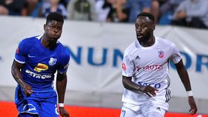 Valeriu Iftime e dispus să-l cedeze pe Kevin Boli la FCSB. „Poate pleca de la noi!” În ce condiții renunță la fundașul central