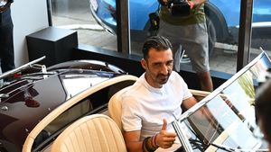 Sponsorul FCSB vrea să cucerească Europa cu Cyber X. Cum arată SUV-ul gigantului din China