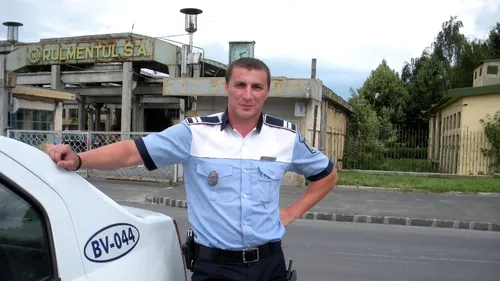 Vine poliția la Sport Arena streetball! Inspectorul Marian Godină dă amenzi pe terenul de baschet 