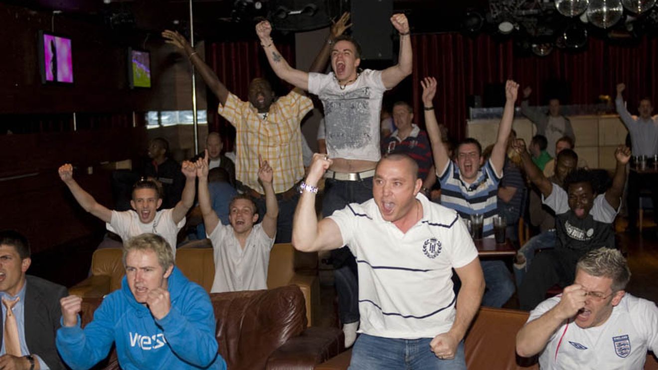 Nouă răniți** în altercațiile de după Anglia - Croația