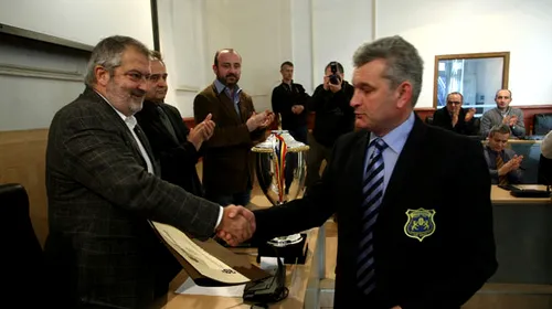 Câștigătorii Cupei României la rugby, recompensați de autorități!** Doar cu promisiuni, pentru moment :)