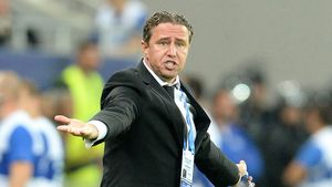 Șumudică o vede pe Steaua deja campioană, Reghecampf e mai moderat în declarații: "Probabil a avut motivele lui pentru care a spus asta, noi nu vom afirma așa ceva"