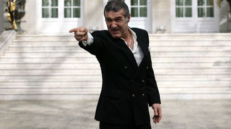 Steaua a ajuns să se teamă de Chiajna, Becali reacționează revoltător:** "Băiatul ăla n-are ce căuta în teren! O să vorbesc eu cu el"