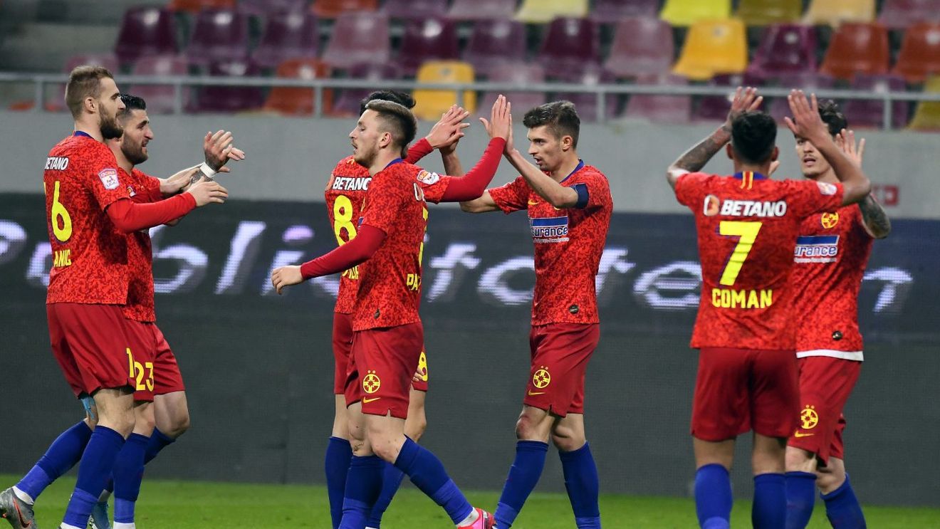 Doi titulari ai FCSB, interziși la baza de la Berceni!