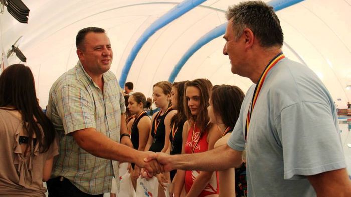 CAZUL ARBITRILOR STRĂ‚INI | Replica vicepreședintelui FR Polo, Florian Niță: "Eu sunt angajat ca manager al loturilor de juniori, nu ca vicepreședinte. Unii mai au de învățat despre oamenii din acest sport nobil"