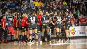 Handbalista spaniolă gonită de clubul din România, dezvăluiri în publicația Marca după ce a născut! Care au fost șicanele la care a fost supusă