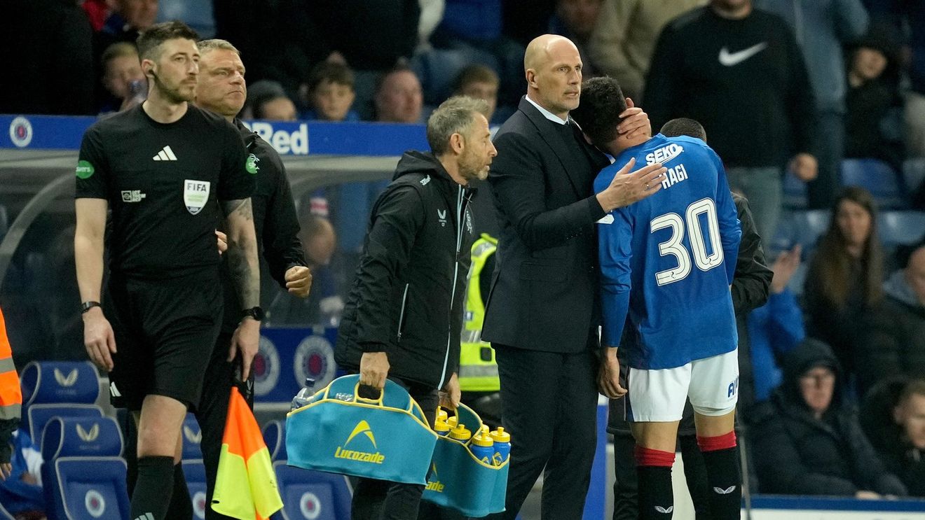 A scăpat ca prin minune să fie dat afară, dar șansele să plece de la Rangers sunt uriașe. Cinci legende ale scoțienilor dau verdictul despre antrenorul care l-a chinuit pe Ianis Hagi în ultimul timp