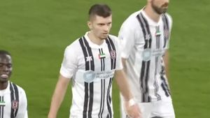 Florin Tănase, după ce a marcat împotriva echipei lui Cosmin Olăroiu: „Nu pot să fiu fericit!”