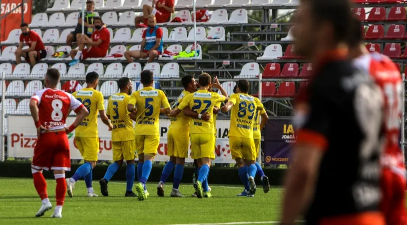 Petrolul, meci capital cu Turris Oltul pentru promovarea în Liga 1. Costel Enache nu mai concepe pași greșiți: ”Așteptăm să scoatem maximum posibil”