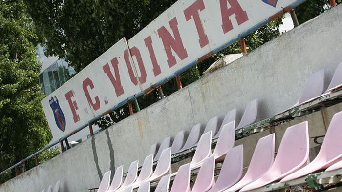 EXCLUSIV Primul pas spre destrămarea Academiei Stelei!** Primul om care se REVOLTĂ‚ în fața atitudinii lui Becali