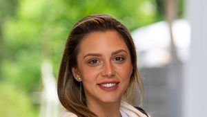 CORESPONDENȚĂ DE LA WIMBLEDON | Jaqueline Cristian, reverență pentru Horia Tecău după prima victorie pe iarbă din carieră: „Este antrenorul meu! Mă ajută mult” | EXCLUSIV