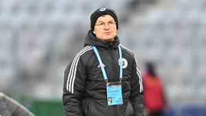 Sabău, contract nou, după calificarea în play-off: „Nu depindea de acest lucru”. Ce se întâmplă cu Masoero. EXCLUSIV