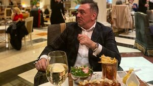 Ilie Dumitrescu a dezvăluit cum se menține în formă! La ce a renunțat fostul internațional român. „Nu mai mănânc 3 lucruri!” | FOTO