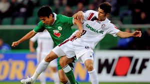 Sfâșiați de "lupi"! Wolfsburg - Rapid 1-0