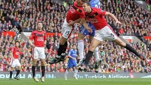 Ferdinand, incert pentru meciul cu Valencia!** Sir Alex: "Mai are nevoie de un joc sau două"